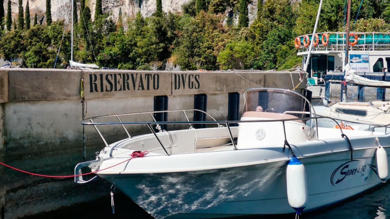 Dv Garda Suite Campione del Garda Exterior photo